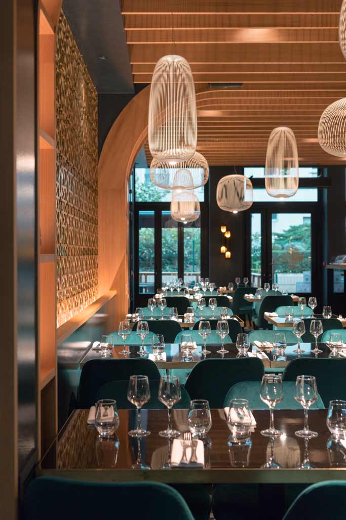 Compsition-Mer-42